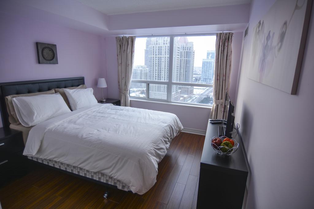 Maplewood Suites - Square One Mississauga Pokoj fotografie