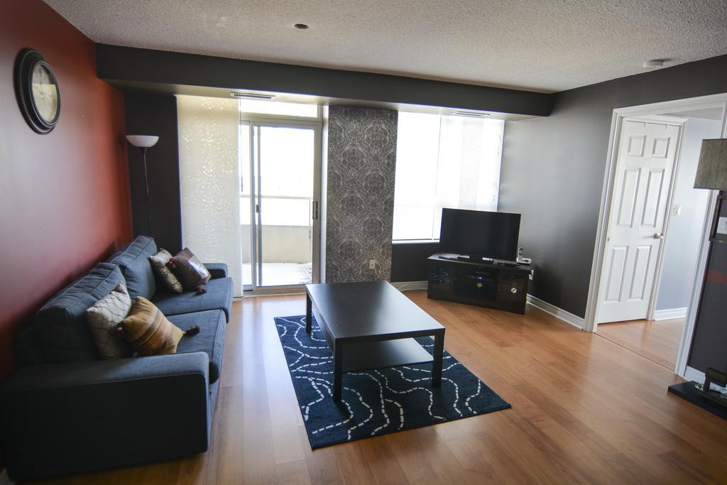 Maplewood Suites - Square One Mississauga Pokoj fotografie