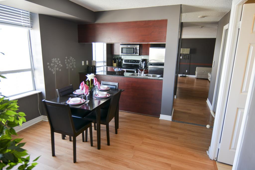 Maplewood Suites - Square One Mississauga Pokoj fotografie